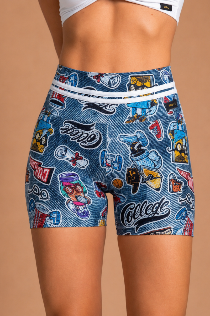 Short empina bumbum college