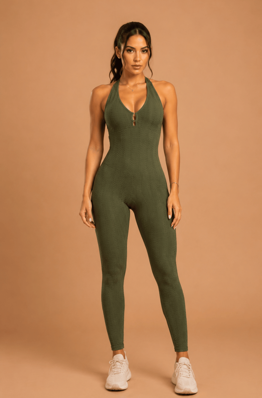 Macacão empina bumbum jacquard brocado verde militar