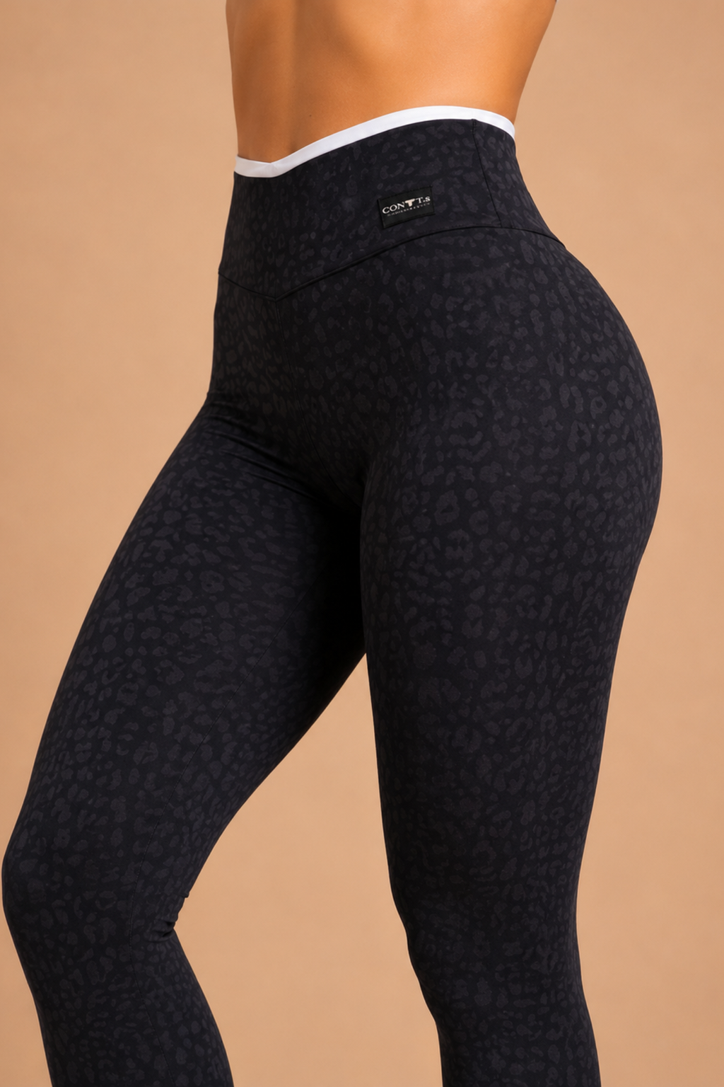 Legging empina bumbum cintura alta jacquard preta
