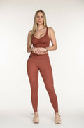 Conjunto legging empina bumbum marrom
